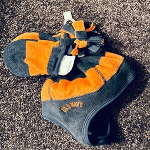 “Old Navy” Toddlers Dk Grey & Orange 🩶🧡Toque & Mittens Set - New!